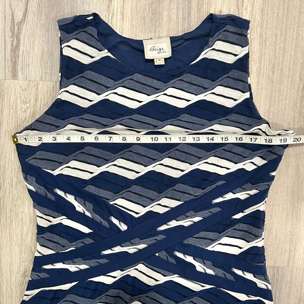 Beige By Eci Sleeveless Mini Sheath Dress Navy Blue Geometric Print Size 14 - Picture 3 of 6
